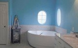 Aquatica Cleopatra Wht Corner Acrylic Bathtub 05 (web)